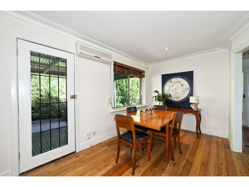 10 Bell Street, Seddon VIC 3011