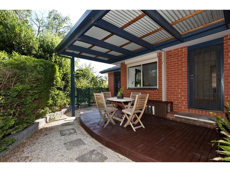 10 Bell Street, Seddon VIC 3011