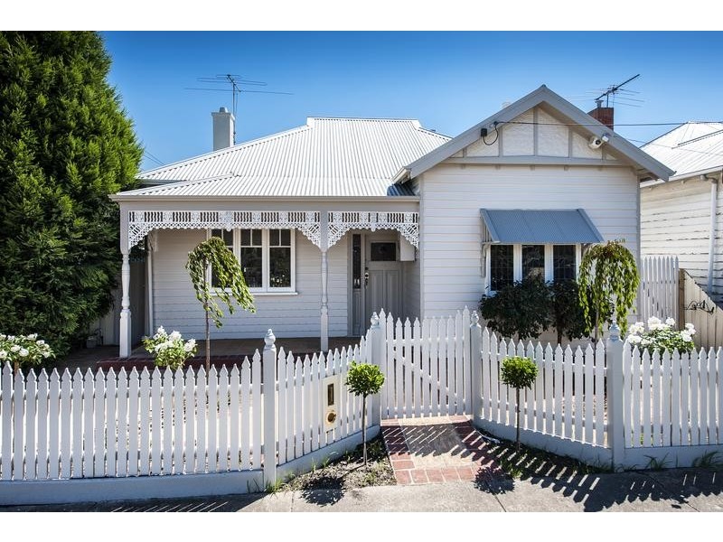 84 Empress Avenue, Kingsville VIC 3012