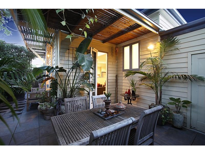 2A Junction Street, Seddon VIC 3011