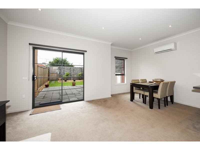 2/202 Stephen Street, Yarraville VIC 3013