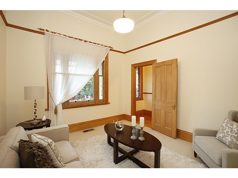 8 Elizabeth Street, Yarraville VIC 3013