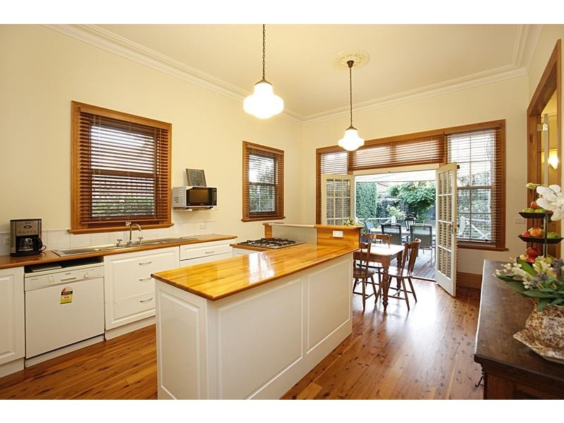 8 Elizabeth Street, Yarraville VIC 3013