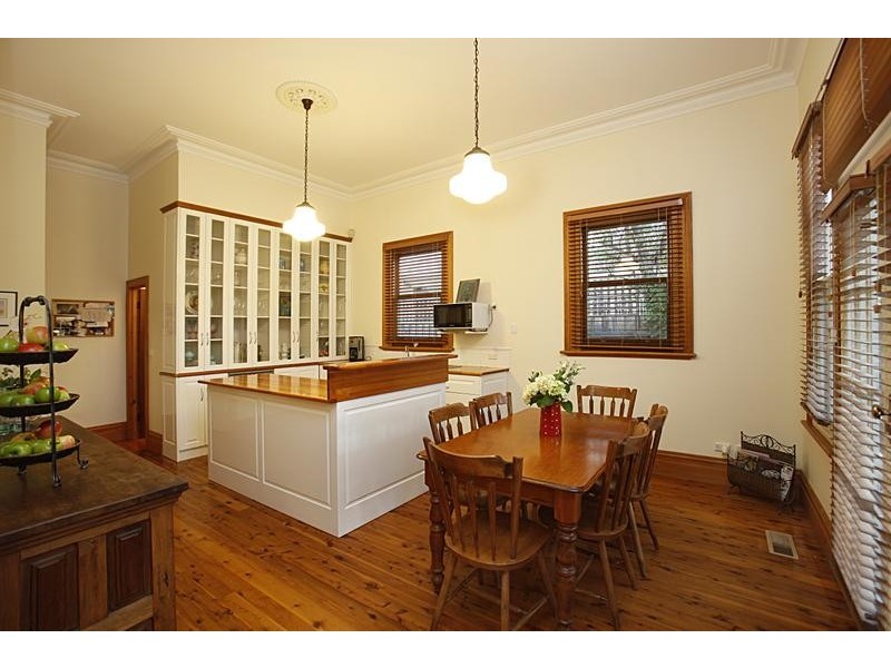 8 Elizabeth Street, Yarraville VIC 3013