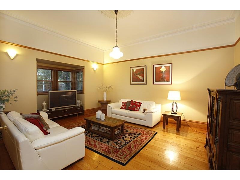 8 Elizabeth Street, Yarraville VIC 3013