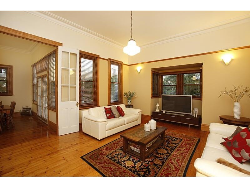 8 Elizabeth Street, Yarraville VIC 3013