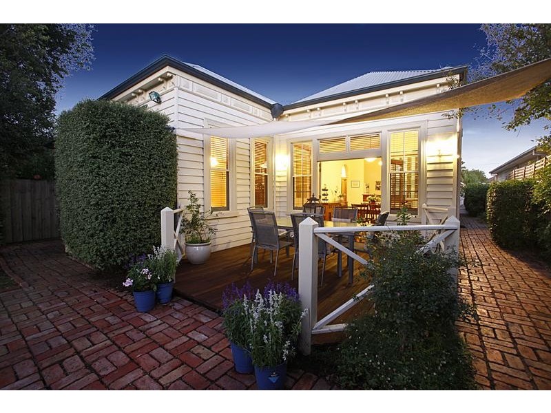 8 Elizabeth Street, Yarraville VIC 3013