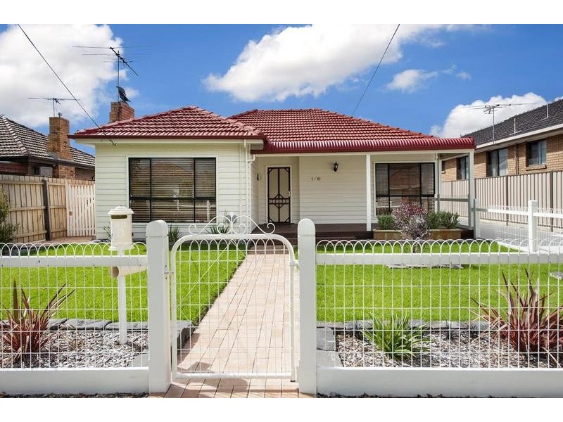 1/10 Carter Street, Sunshine West VIC 3020