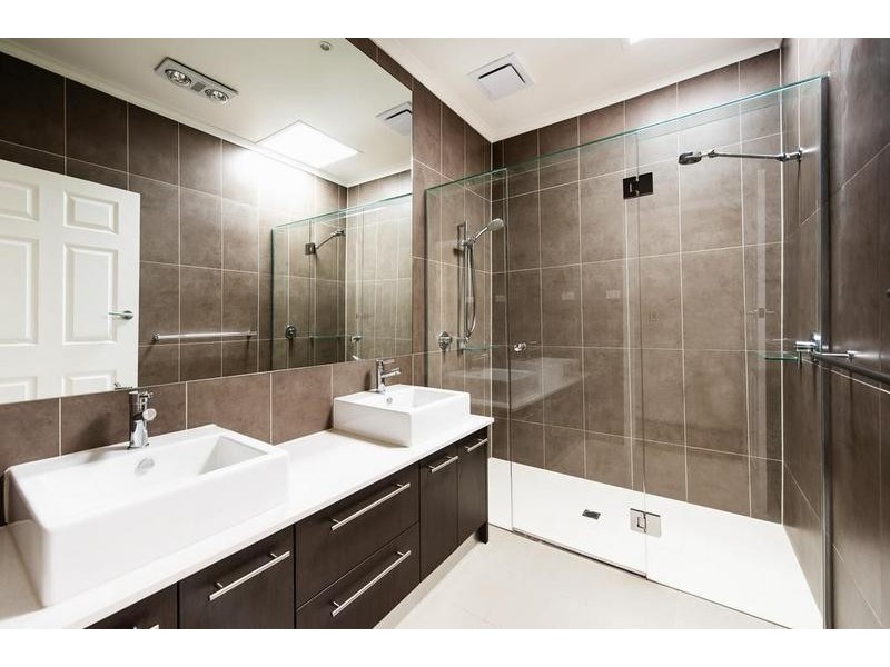 1/10 Carter Street, Sunshine West VIC 3020