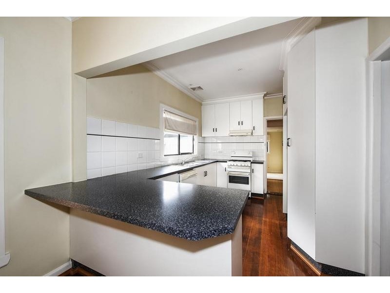 1/10 Carter Street, Sunshine West VIC 3020