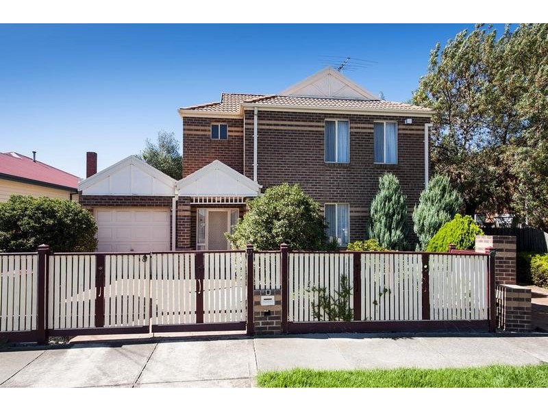 1/17 Bishop Street, Kingsville VIC 3012