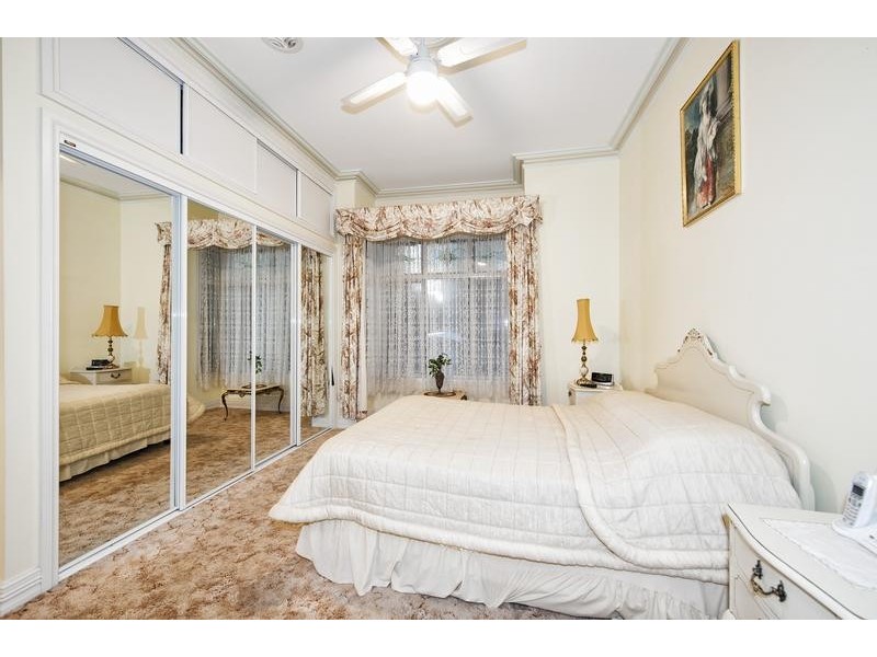 15 Coronation Street, Kingsville VIC 3012