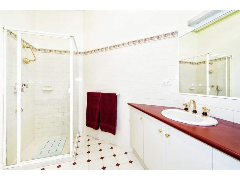 15 Coronation Street, Kingsville VIC 3012