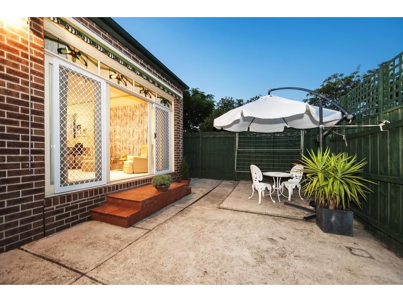 15 Coronation Street, Kingsville VIC 3012