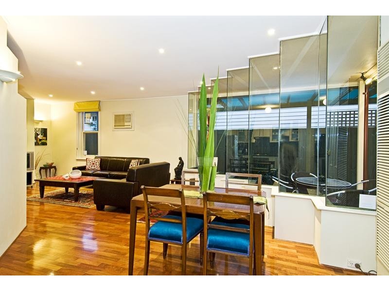 15 Adelaide Street, Footscray VIC 3011