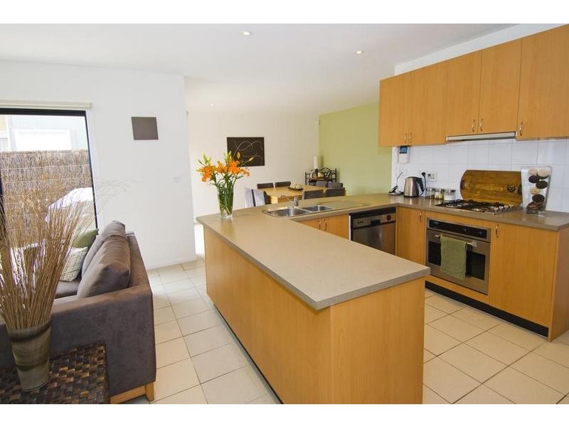 4/13-17 Blackwood Street, Yarraville VIC 3013