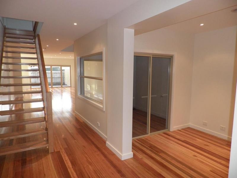 24a Monmouth, Newport VIC 3015