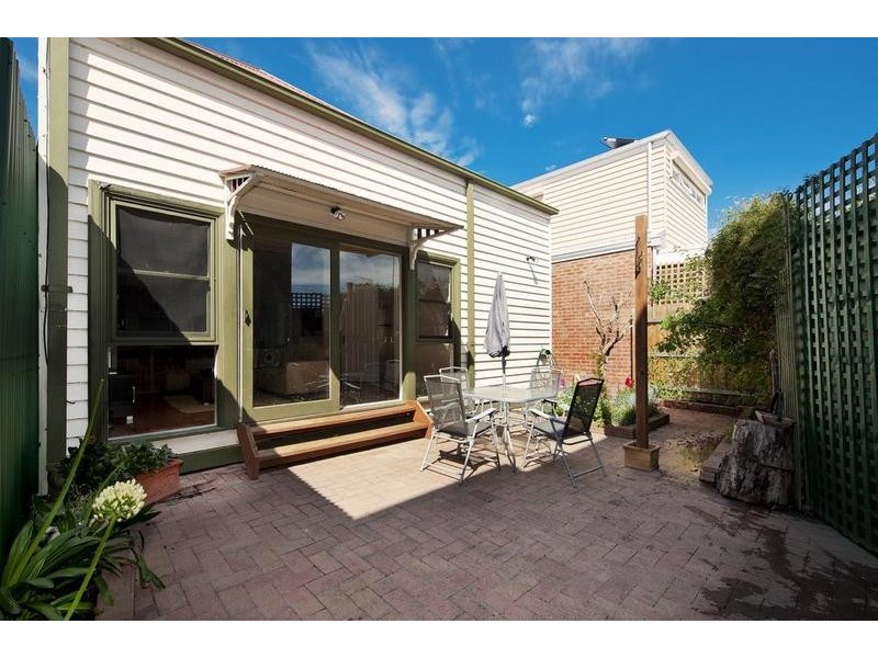 36 Walter Street, Seddon VIC 3011