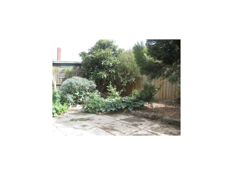 16 Hughes Street, Yarraville VIC 3013
