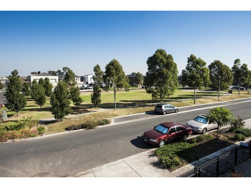 17 Ruby Way, Braybrook VIC 3019