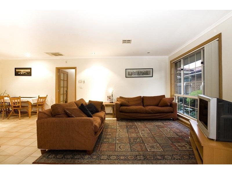 3/44 Burns Street, Maidstone VIC 3012