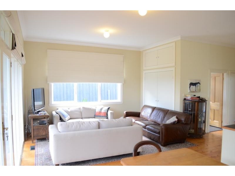 18 William Street, Seddon VIC 3011