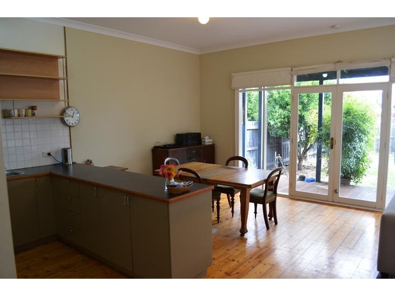 18 William Street, Seddon VIC 3011