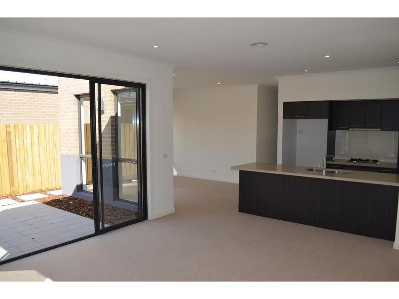 75 McDougall Drive, Footscray VIC 3011