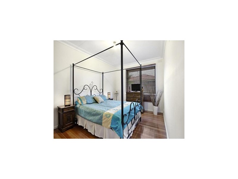 4/34 Waiora Parade, West Footscray VIC 3012