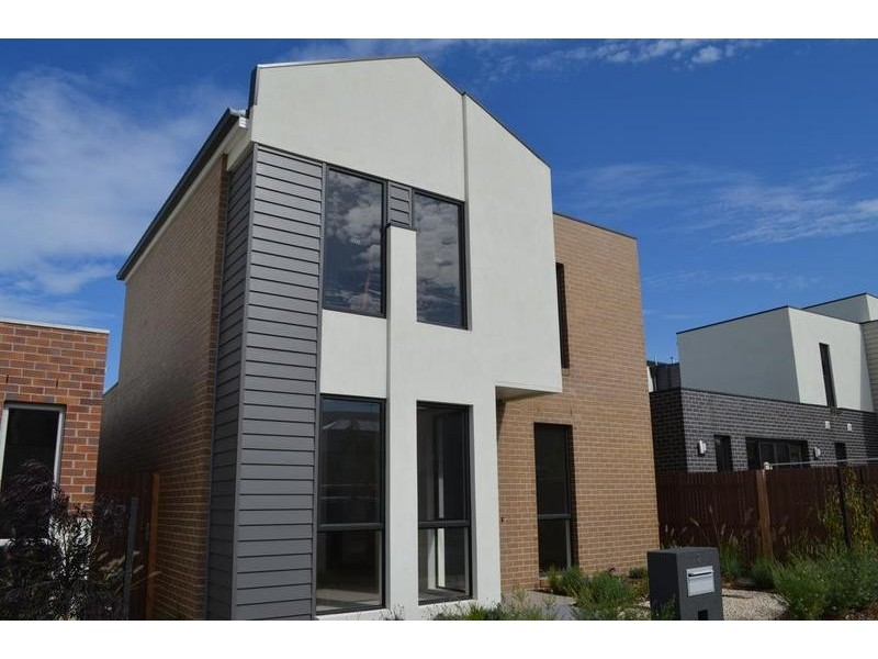 2 Beaurepaire Parade, Footscray VIC 3011