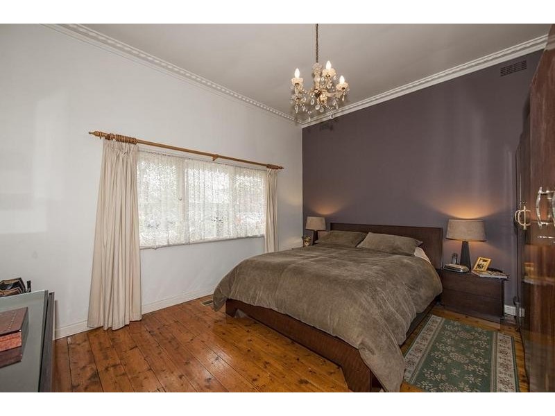 1/49 Bishop Street, Kingsville VIC 3012