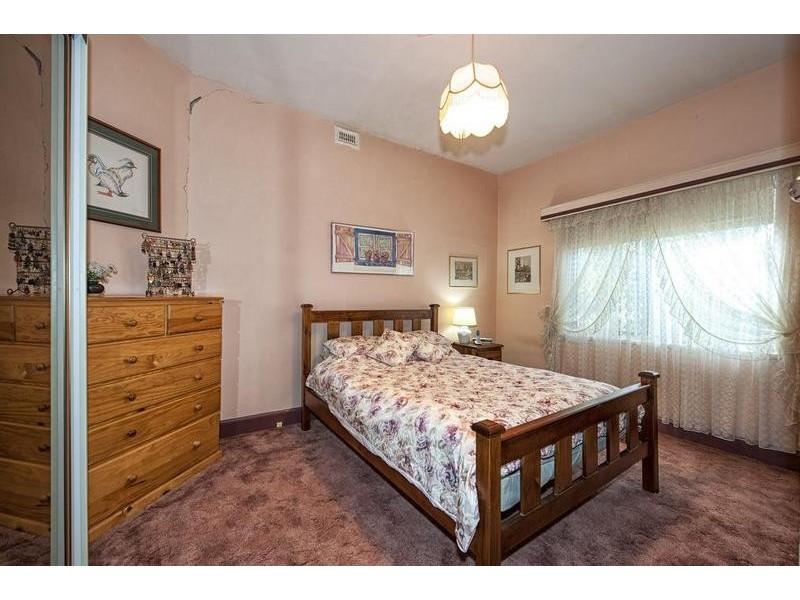 32 Swan Street, Footscray VIC 3011