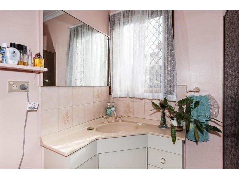 32 Swan Street, Footscray VIC 3011