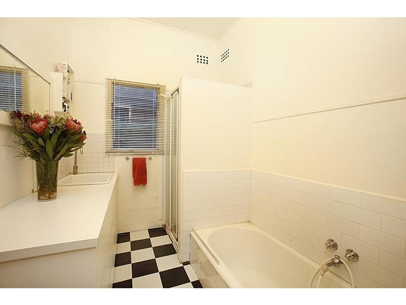 1/22 Kingsville Street, Kingsville VIC 3012