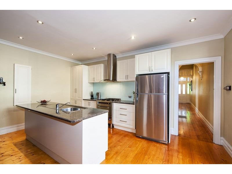 174 Williamstown Road, Kingsville VIC 3012
