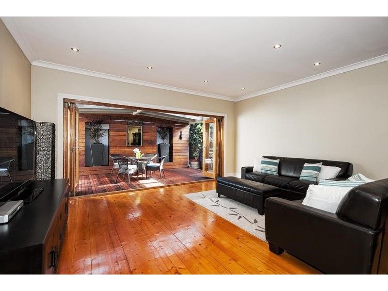 174 Williamstown Road, Kingsville VIC 3012