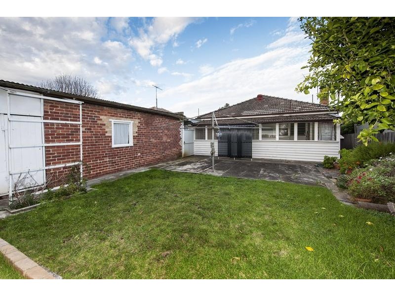 8 Tenterden Street, Yarraville VIC 3013