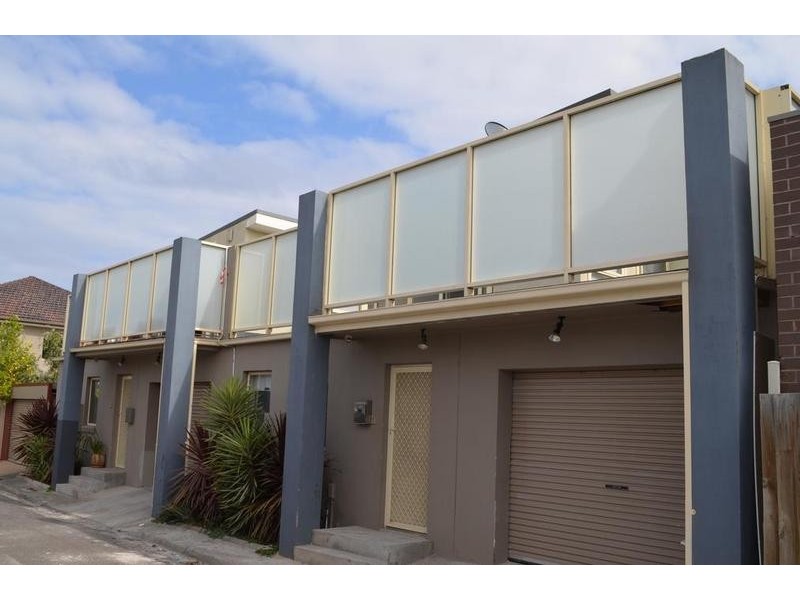 7 Deborah Lane, Newport VIC 3015