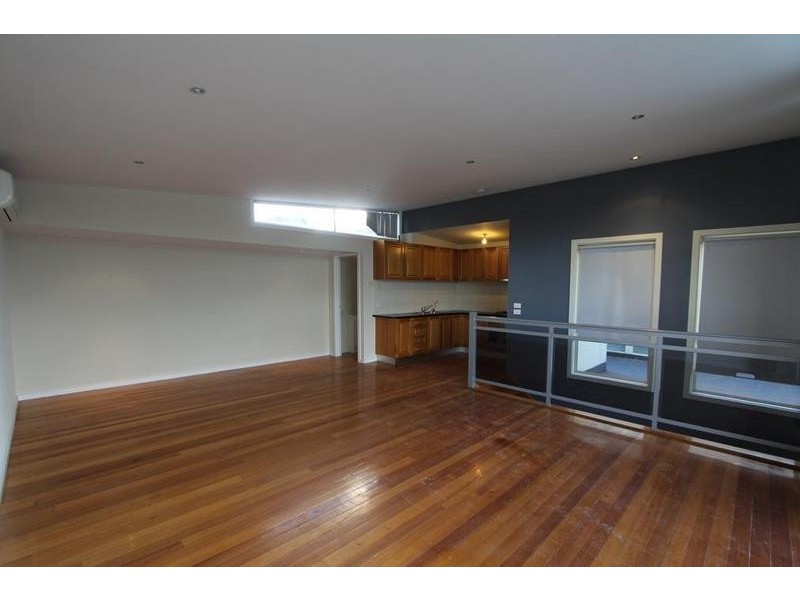 7 Deborah Lane, Newport VIC 3015