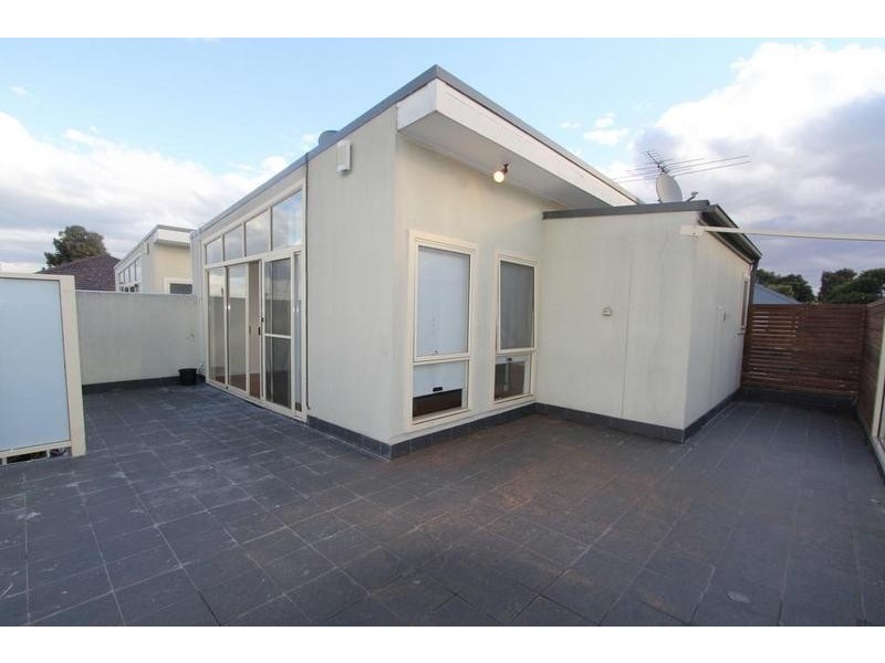 7 Deborah Lane, Newport VIC 3015