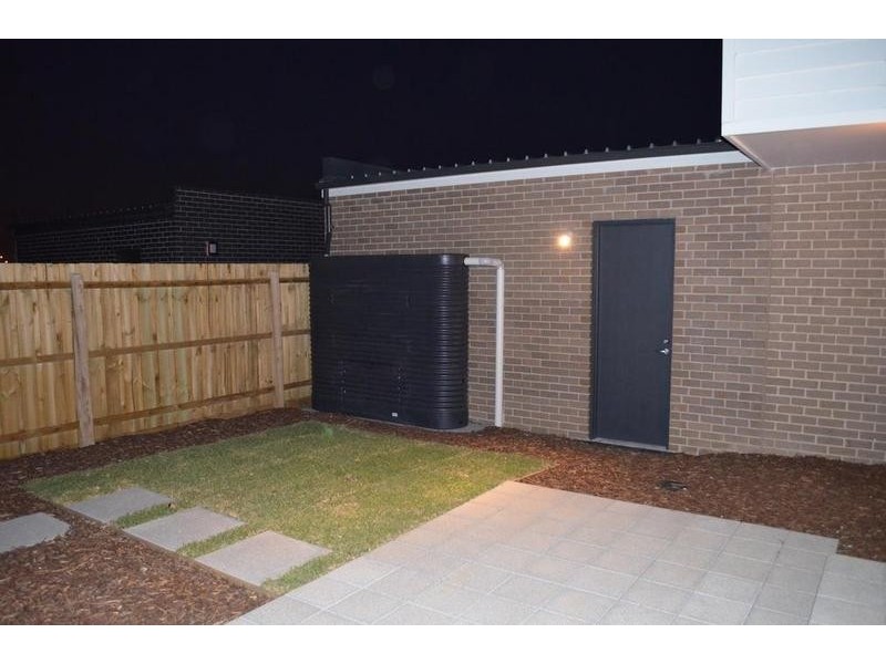 2 Carmody Way, Footscray VIC 3011