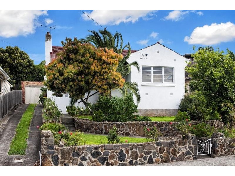 31 Hillside Crescent, Maribyrnong VIC 3032