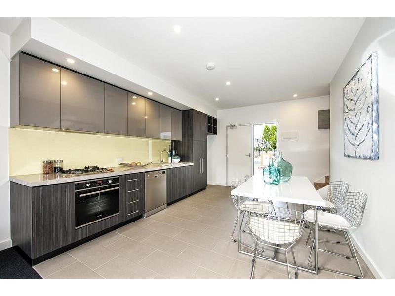9 Newman Drive, Footscray VIC 3011
