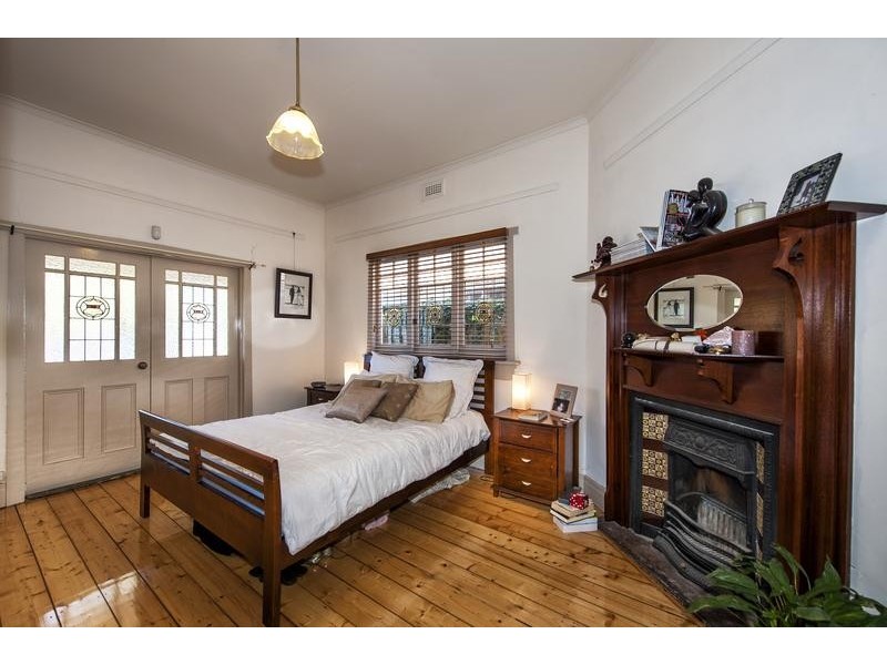 28 Kingsville Street, Kingsville VIC 3012