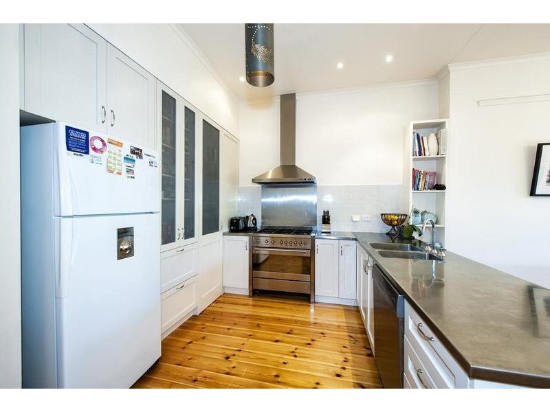 28 Kingsville Street, Kingsville VIC 3012