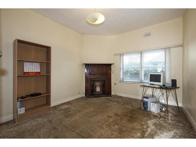 1 Clarke Street, West Footscray VIC 3012