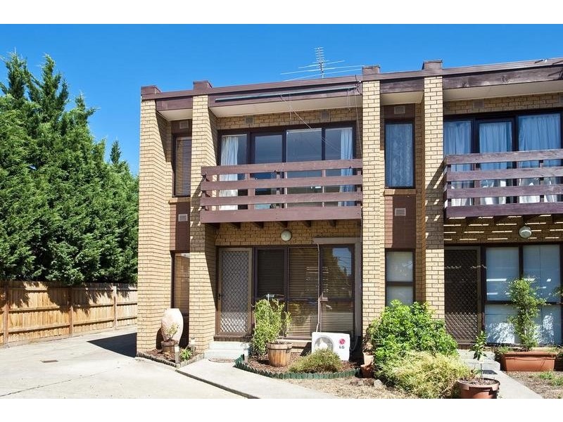 8/8 Tongue Street, Yarraville VIC 3013