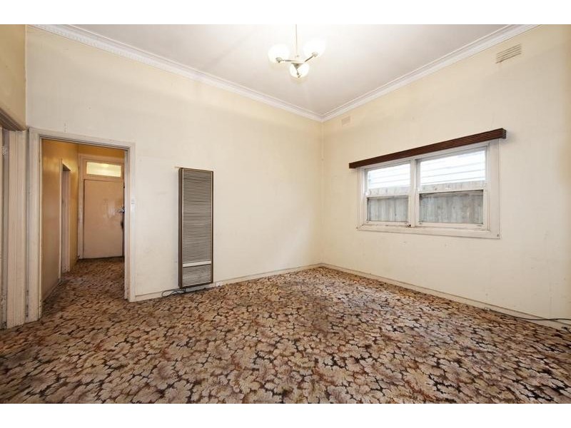 3 Empress Avenue, Kingsville VIC 3012