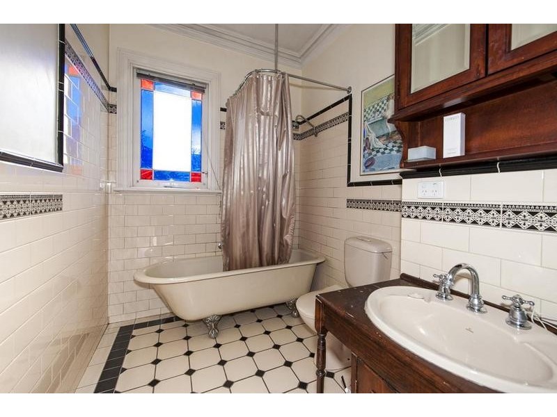 4 Seddon Street, Seddon VIC 3011