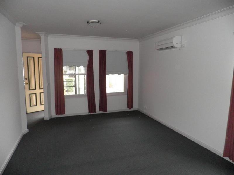 149 Coronation Street, Kingsville VIC 3012